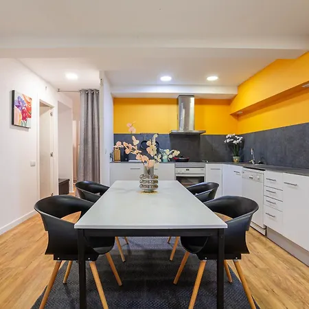 Orange Loft, Posibilidad De Parking Apartman Girona