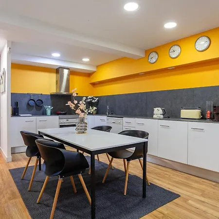 Orange Loft, Posibilidad De Parking